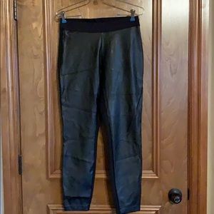 NWT Gap black faux leather front leggings